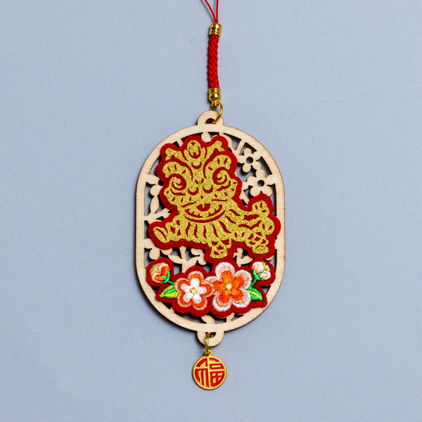 Motif Lucky Charm